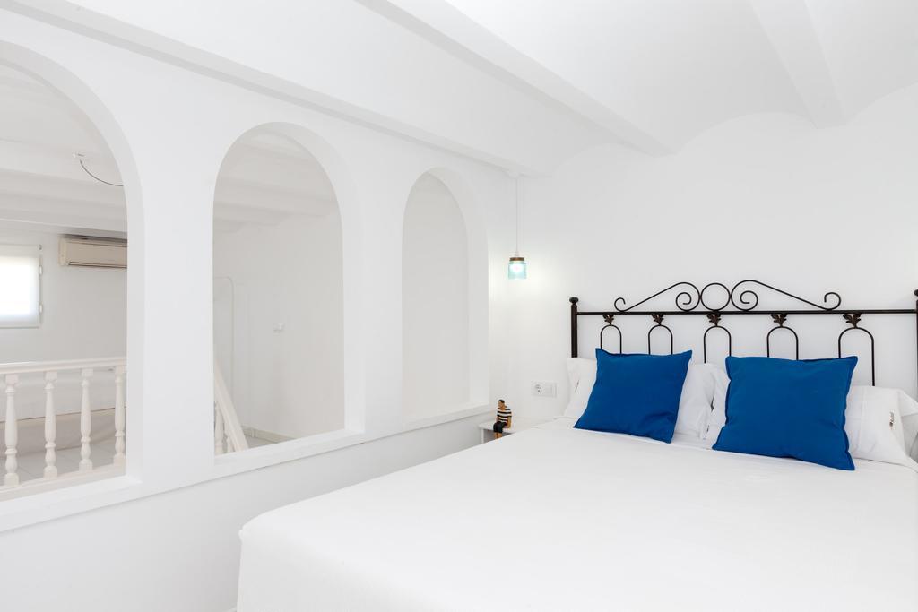 Apartamentos MR La Raconà Santa Llucia Extérieur photo