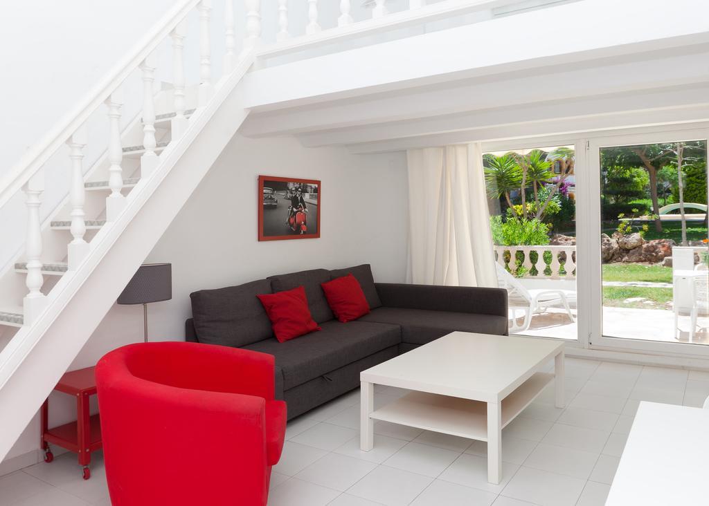 Apartamentos MR La Raconà Santa Llucia Extérieur photo